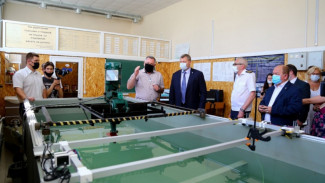 Астраханские учёные представили Игорю Бабушкину своё изобретение