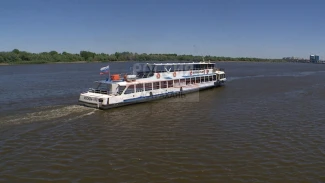 Астраханские речные трамвайчики переходят на осенний график работы