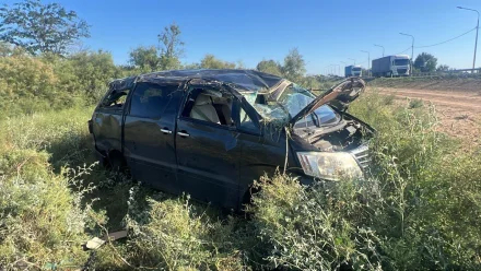 Под Астраханью при опрокидывании иномарки пострадал ребёнок