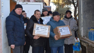 Жители северных районов Астраханской области отправили подарки бойцам СВО