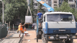 До конца сентября в Астрахани завершится ремонт дворов многоэтажек