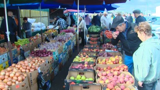 В Астраханской области прошли ярмарки в преддверии Дня работника сельского хозяйства