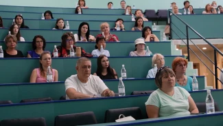 В Астрахани проходит семинар для медработников по предотвращению конфликтов с пациентами 