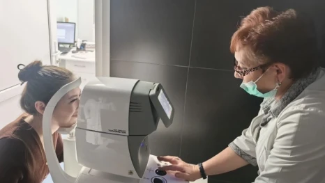 В астраханские медучреждения поступило 10 новейших аппаратов диагностики болезней глаз