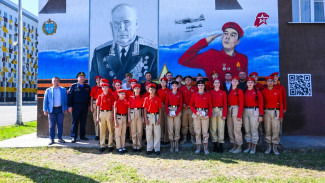 В Астрахани открыли мурал в рамках патриотической акции