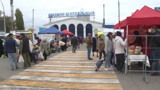 В Астрахани прошла сезонная сельхозярмарка