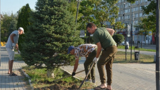 В Астрахани обновили сквер ветеранов