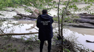 В Адыгее нашли тела двух астраханцев, упавших в горную реку