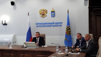 Сбор урожая в Астраханской области идёт с опережением