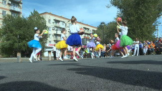 В Астрахани сквере "Антикормаш" отпраздновали 465-летие города