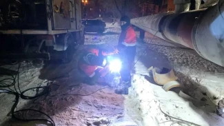 В Астрахани продолжается ремонт тепловой сети по улице 2-й Дербентской