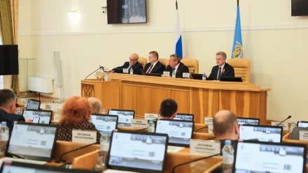 Дума Астраханской области приняла более 10 законопроектов