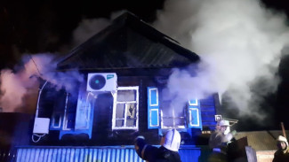 В Астрахани при пожаре в частном доме погиб 65-летний мужчина