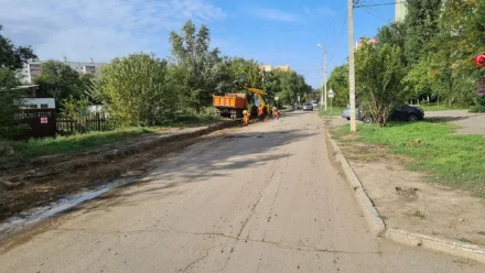 В Астрахани на улице Жилой стартовал ремонт
