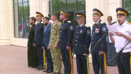 В Астрахани прошел первый смотр строя и песни «Наследники казачьей славы»