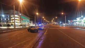 В Астрахани сбили двух подростков на пешеходном переходе