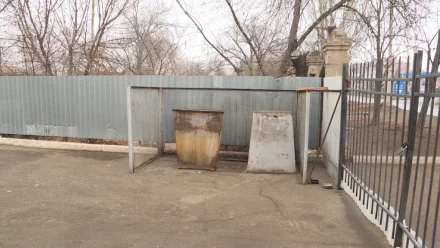 Астраханцы жалуются на работу регионального оператора по вывозу ТКО