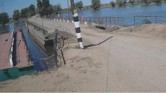 Под Астраханью временно закроют понтонную переправу 