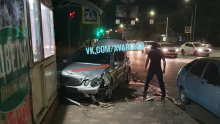 В Астрахани при столкновении машин на Яблочкова пострадала женщина