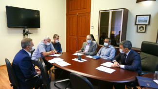 В Астрахани обсудили вопрос о предоставлении жилья для детей-сирот