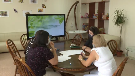 Астраханских пенсионеров приглашают принять участие в вокальном конкурсе