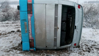 Астраханская прокуратура проводит проверку по факту опрокидывания автобуса