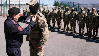 В Астрахани вручили награды отличившимся участникам СВО 