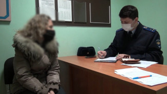 В Астрахани мошенники обманули женщину при продаже смарт-часов