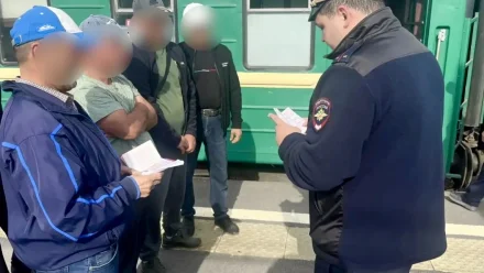 В аэропорту Астрахани задержали иностранного гражданина, находящегося в федеральном розыске