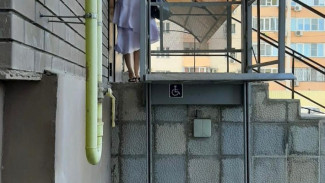 В Астрахани директора управляющей компании осудили условно за падение ребёнка