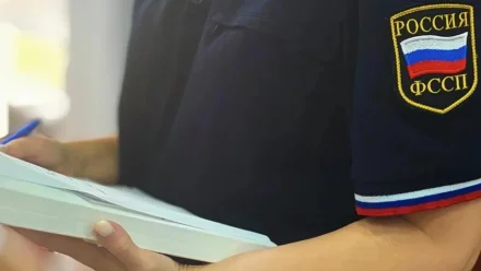 В Астрахани маршрутную «Газель» арестовали за долги владельца