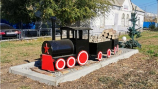 В Астрахани на железнодорожной станции Кутум появился минипаровоз