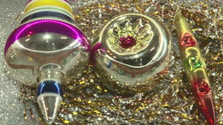 В Астрахани работают две выставки советских ёлочных игрушек