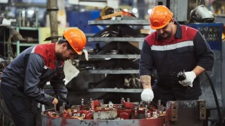 Астраханцам назвали самые востребованные в 2025 году рабочие профессии