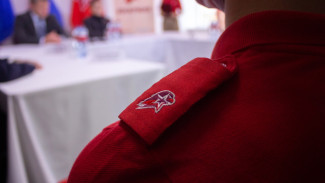 Астраханские юнармейцы написали письма российским военным, участвующим в спецоперации в Украине