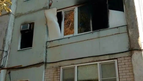 Огнеборцы ГКУ «Волгоспас» ликвидировали пожар в квартире в Трусовском районе Астрахани 