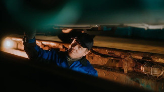 В Астрахани автобусы готовят к предстоящим холодам