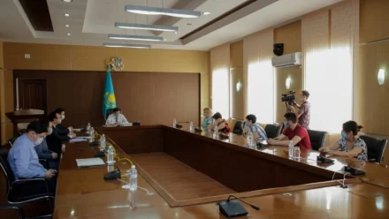 Астраханские медики прибыли в Казахстан и приступили к работе