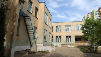 Игорь Бабушкин поручил обновить фасад и забор детсада “Родничок”