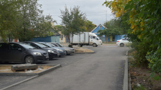 В Астрахани в рамках нацпроекта проводят ремонт дворов многоэтажек 