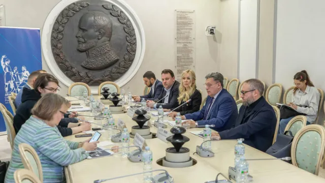 “Это только вершина айсберга”: Лига безопасного интернета указала на масштаб угрозы для несовершеннолетних от незаконной рекламы блогеров