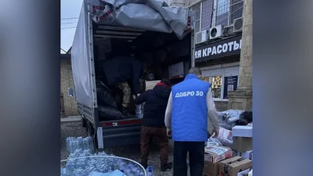 Астраханские волонтёры преодолели 3,5 тыс. км, чтобы доставить бойцам СВО новогодний гумгруз 