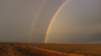 В Астраханской области запечатлели зимнюю радугу