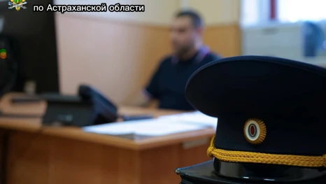 Астраханка смогла попасть в свою квартиру после вмешательства судебных приставов