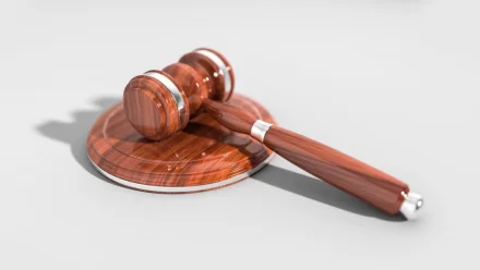 В Астрахани экс-адвокат предстанет перед судом за мошенничество