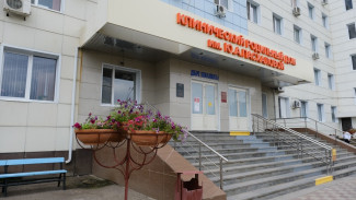 В Астрахани за сутки у многодетных матерей родилось по десятому ребёнку