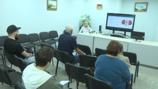 В Астрахани начала работу школа хронической болезни почек