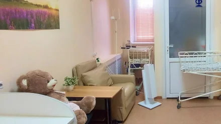 В Астрахани в областной детской больнице открыли палату семейного пребывания