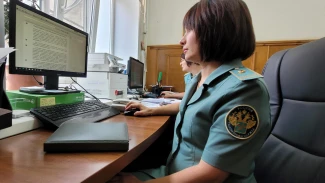 Астраханская таможня ускоряет оформление автомобилей до повышения коэффициентов утильсбора