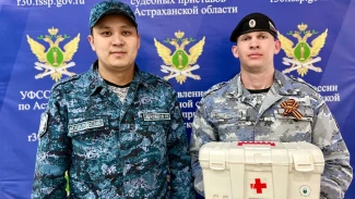 В Астрахани приставы спасли женщину во время приступа эпилепсии